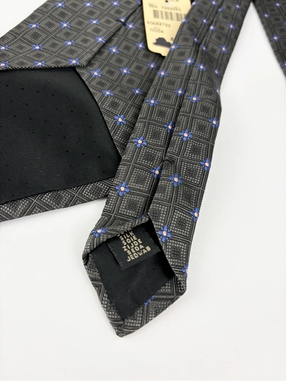 Mark Pendleton Italy Von Maur Dark Grey Blue Micro Daisy Ailk Mens Neck Tie